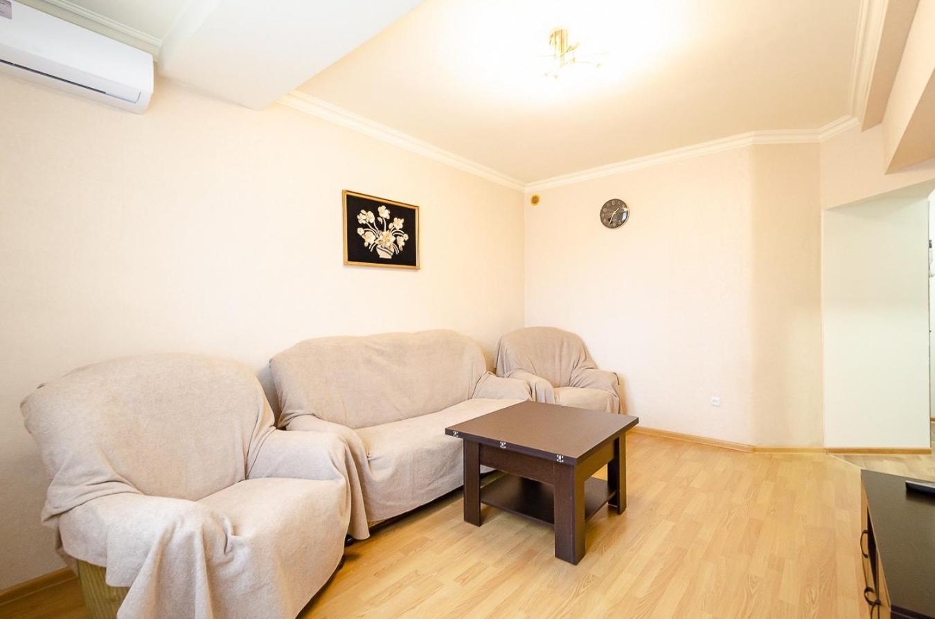 Excellent Apartment In The Center Of The Capital.Amiryan Yerevan Exterior photo
